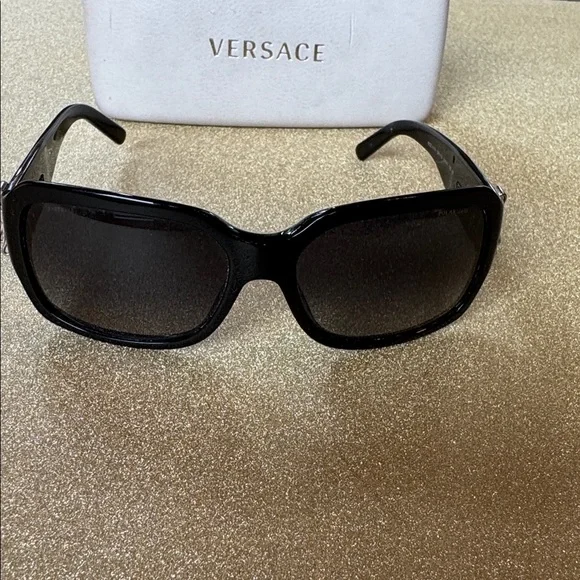 Versace Black and silver Sunglasses - Picture 2 of 5